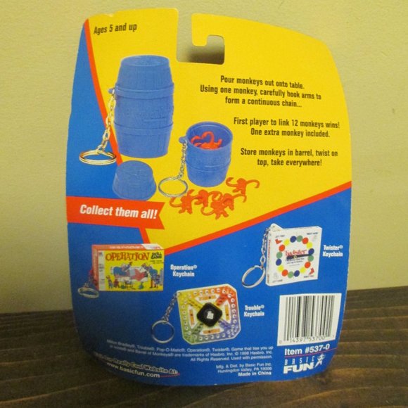 NIP Vintage 1998 Basic Fun Miniature Barrel Of Monkeys Toy Game Keychain Hasbro - Picture 2 of 2